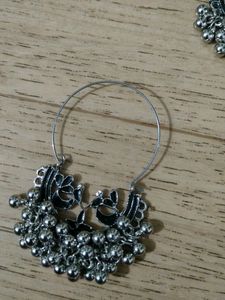 Ear rings