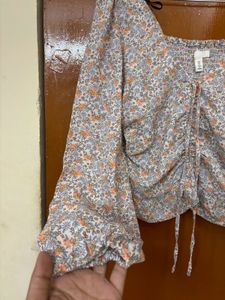 H&amp;m Blouson Crop Top