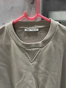 Zara Sweatshirt