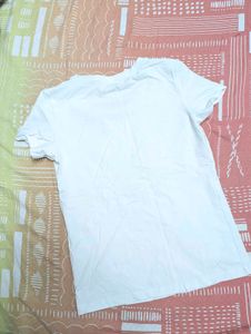 White Tshirt
