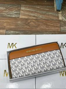 MIX BRANDED WALLET WITH BOX