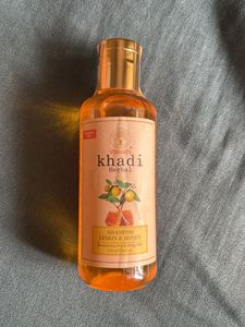 Vagads Khadi Herbal Shampoo