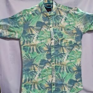 Mens Casual Shirt M,L Size Available