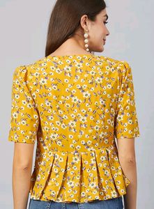 💥SALE! Yellow Floral Peplum Top