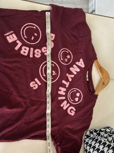 Maroon Graphic Sweatshirt
