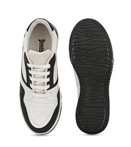 Roadster Stylish Sneakers For Women
