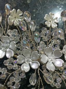 Elegant Floral Hair Accessory