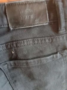 Girls....Black Jeans