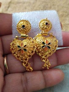 Gold Heart Dangle Earrings