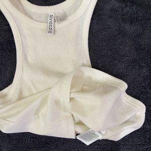 H&amp;M Tank tops