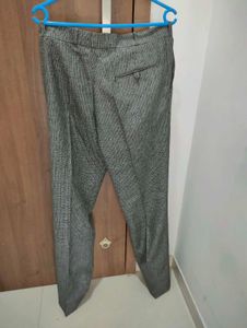 Grey Textured Trousers🤍
