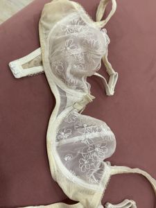 Floral Lace Bra