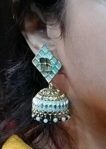 Stylish Jhumka Earrings