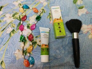 mala,2New Face Mask,Brush,Bracelet,NewPurse,Cluter