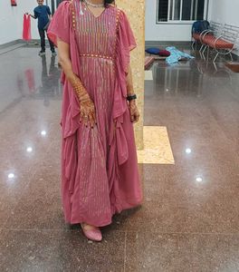 Beautiful Design Nd Pattern Sequence Gown❤