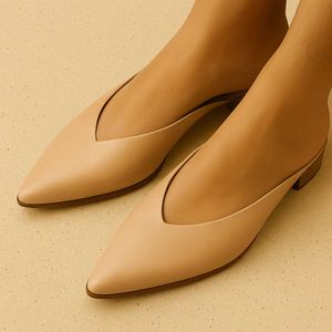 Elegant Nude Flats