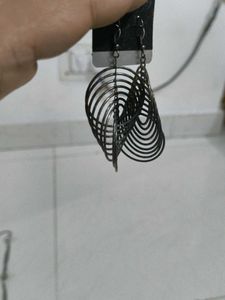 Set Of 3 Matalic And Metal Earrings