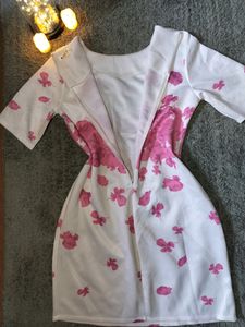 Designer&#39;s Formal Dress In Pink Colour 🩷🤍🤍