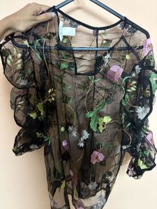 H&amp;M Black Net Floral And White Korean Tops