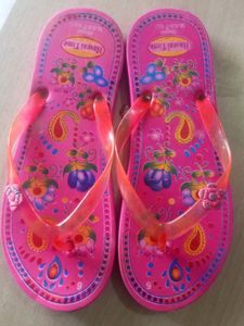 Ladies And Girls Chappal
