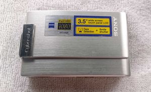 Sony Cybershot DSC-T200 8.1MP Digital Camera