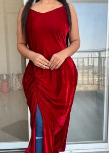 Elegant Bodycon Maroon Dress With Side Slit