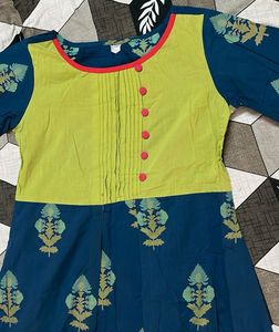 Elegant Blue &amp; Green Kurta