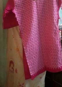 Embroidered Pink Kurti
