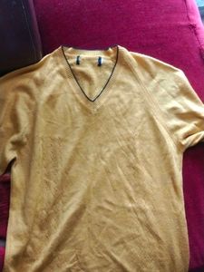 Men's V-Neck Knit Sweater