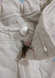 LIFE Embroidered White Denim Shorts Size 8-9 Years