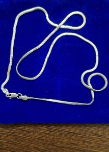Elegant Silver Chain Necklace