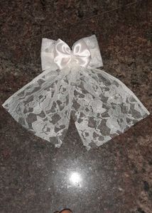 White Color Netted Bow Satin Clip