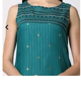 Green Kurti