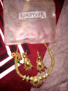 Vintage Set Of Nosepin, Earings & Necklace