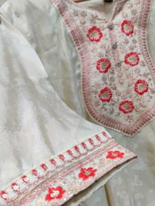UNUSED brocade suit XL