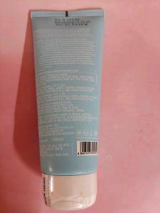 Dot And key Barrier Repair Hydrating facewash