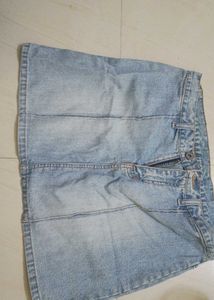 Light Blue Denim Skirt – Casual & Stylish