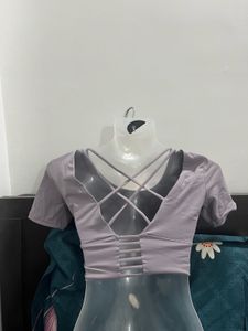 Beautiful Back Pattern Crop Active Wear