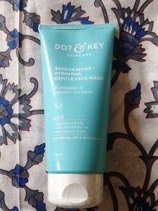 Dot & Key Face Wash