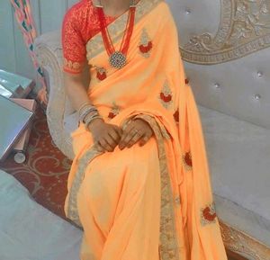 Nicee Very Nice Sareee Most Beautiful....