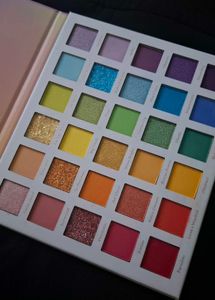 30 Color Eyeshadow Pallet