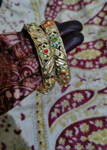 Jadau Golden Bangles (Set of 2)