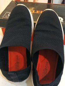 Comfortable blue Sneakers