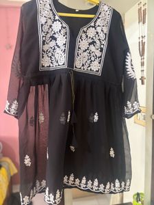 Elegant Embroidered Kurta
