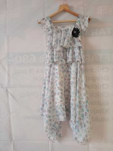 Gown (Girl)