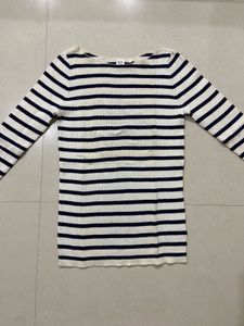 GAP Striped Long Sleeve Pullover