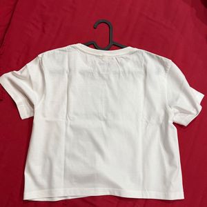 White crop top tee