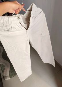 White Cargo / 24 Waist