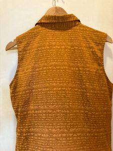 Beautiful Sleeveless Button-Up Shirt