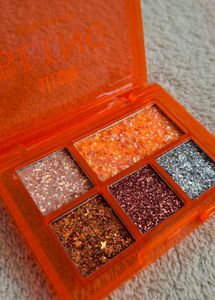 Combo Of Glitter Palette And Lipbalm